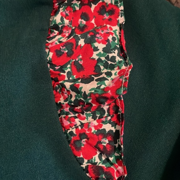 J. Crew Green Sweatshirt with Ruffle Sleeve Size Medium - Picture 9 of 16